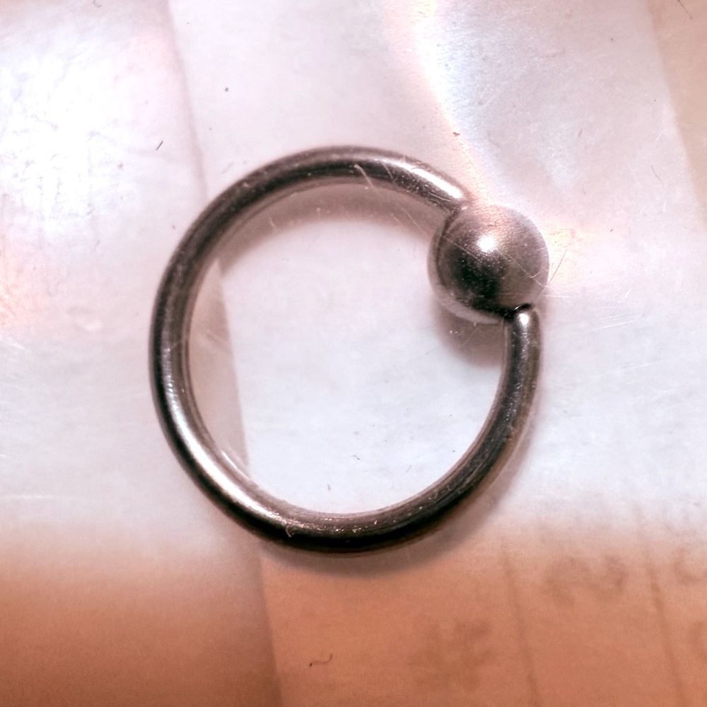 NWT! SS 18g x 5/16 Captive Bead Hoop Ring Nose Ear